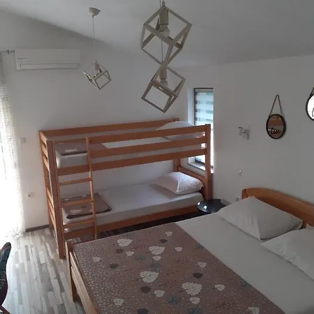 Guest house Pansion Glory 3*