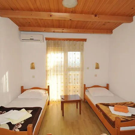 Guest house Pansion Glory 3*